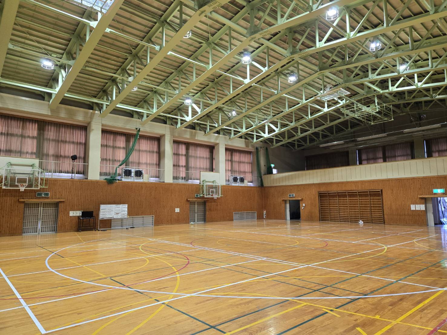 根尾学園屋内運動場空調設置工事